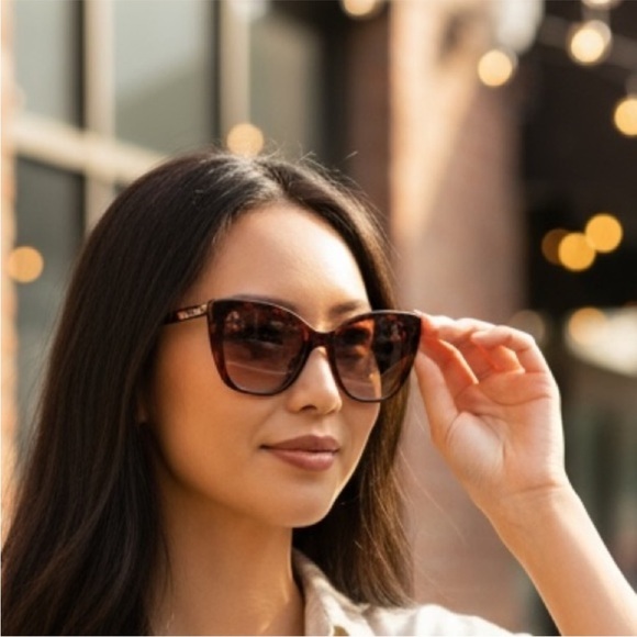 Diff Eyeware Rae Tortoise 54mm Sunglasses New - Picture 3 of 7